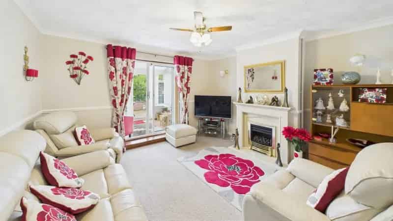 3 Bedroom House For Sale Near Schools and Amenities