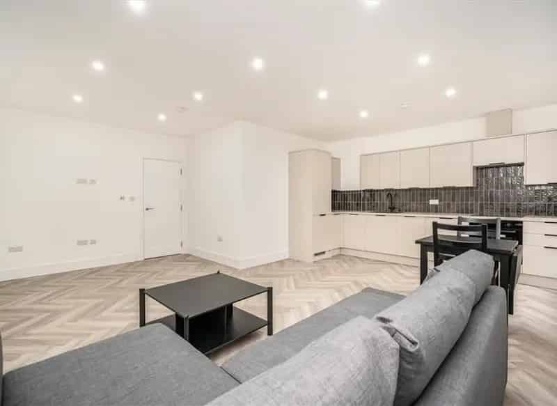 Two Bedroom Apartment Shoreditch Old Street