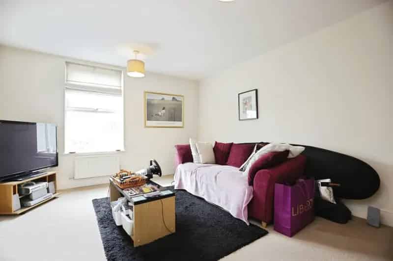 Two Double Bedroom Duplex Apartment with Allocated Parking
