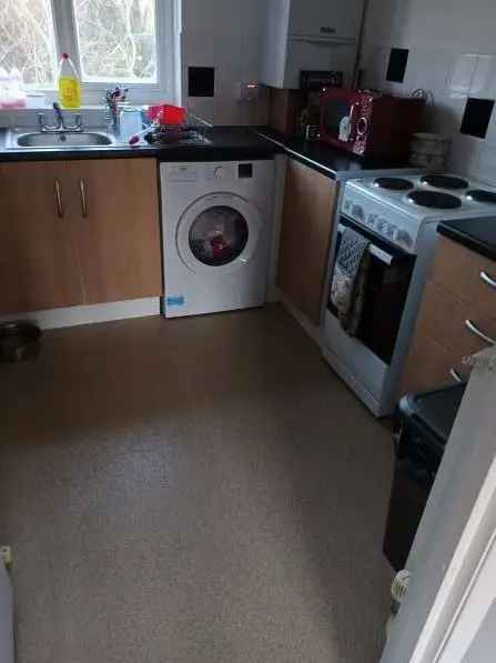 Flat For Rent in Basildon, England