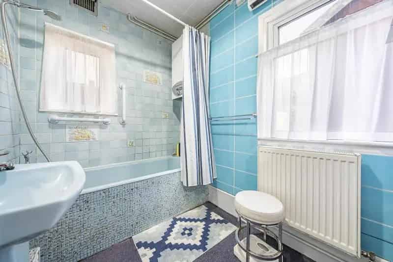 34 Bedroom Period House Furzedown Popular Residential Street