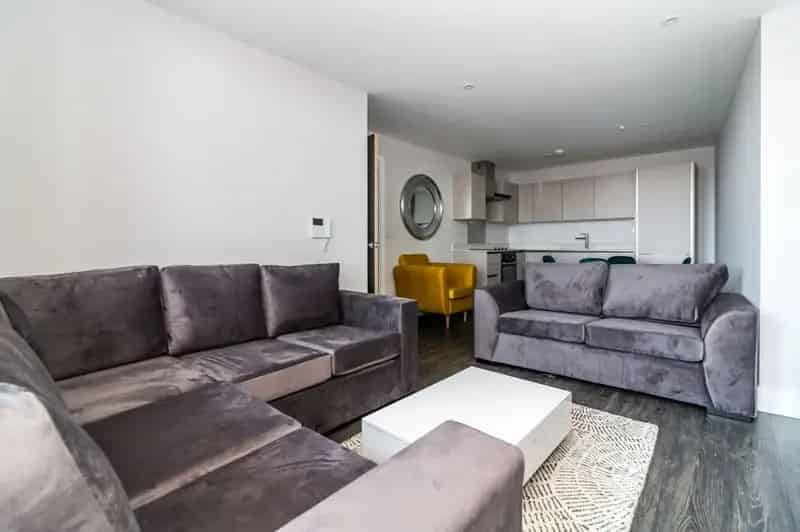 2 Bed Luxury Apartment Hallmark Development Manchester
