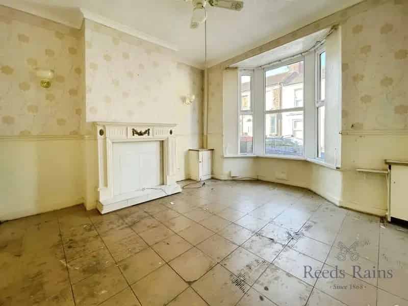 3 Bedroom Mid Terrace House For Sale Liverpool Needs Modernisation
