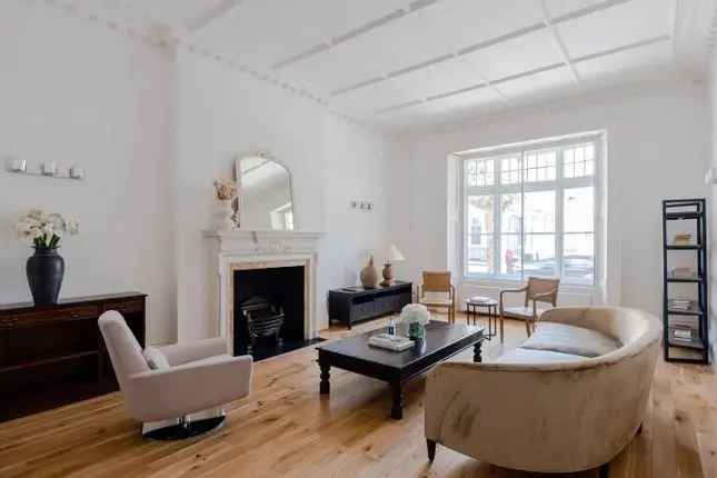 2 Bedroom Flat for Sale Queens Gate South Kensington