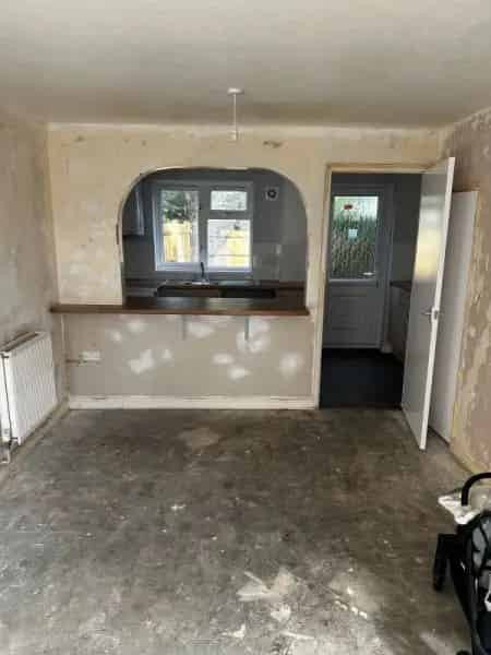 2 Bedroom House Ottershaw Chertsey