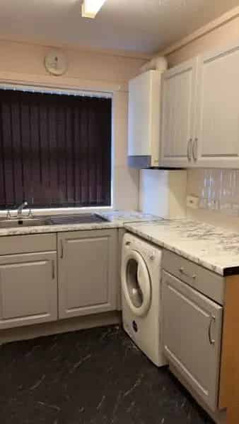 One Bedroom Flat with Private and Communal Garden