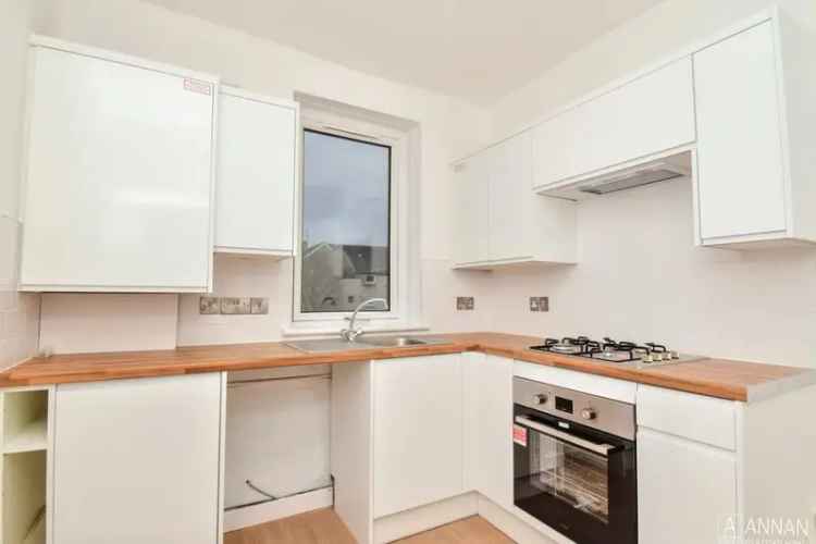 3 Bedroom Flat for Sale in Edinburgh