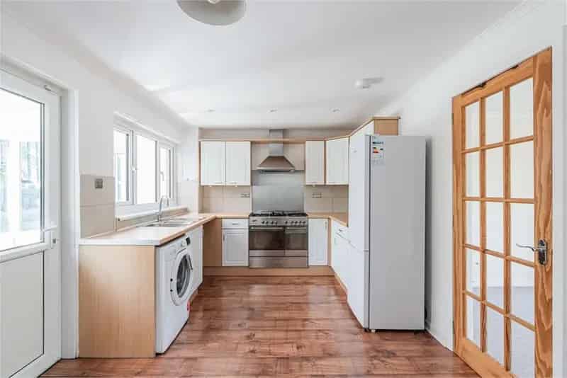 3 Bed Semi Detached House with 3 Reception Rooms