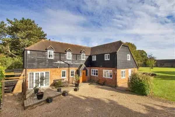 Roughetts Road, Ryarsh, West Malling, Kent, ME19 5LA | Property for sale | Savills