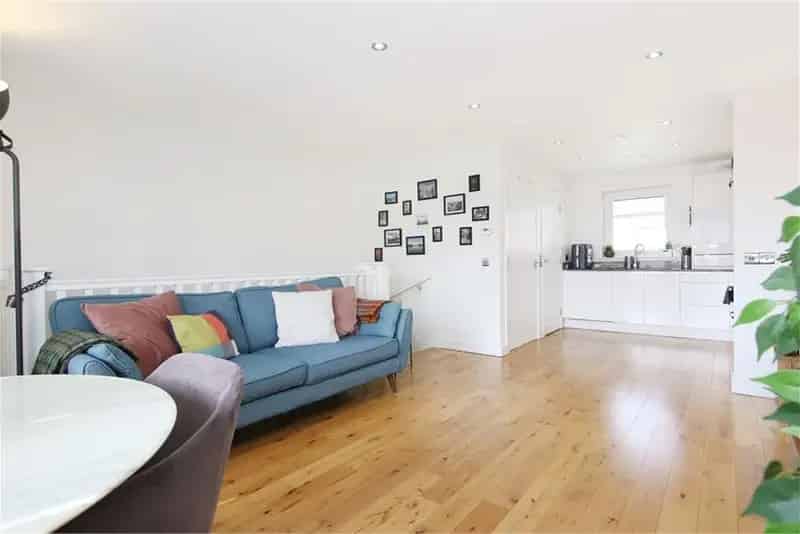 3 Bed Duplex Apartment Easter Road Edinburgh