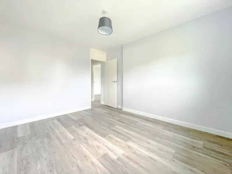 2 Bedroom Apartment Whitchurch Modern Ground Floor Flat Available Now