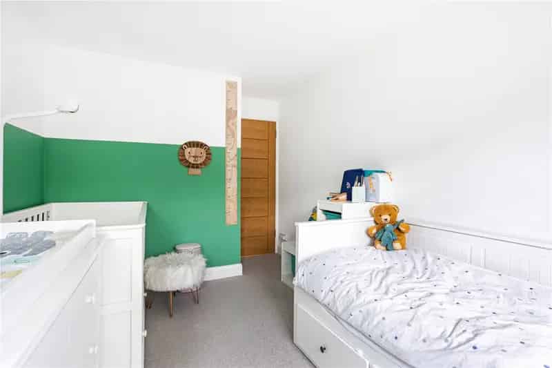 3 Bedroom Maisonette near Highbury Barn London