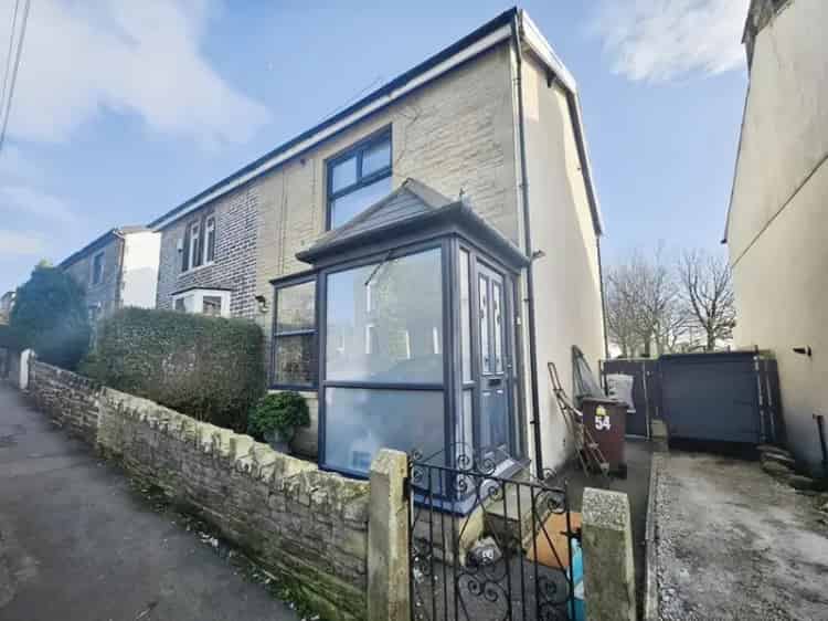2 Bedroom Semi Detached House for Sale Briercliffe Lancashire