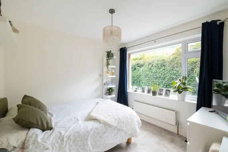 4 Bed Detached House For Sale