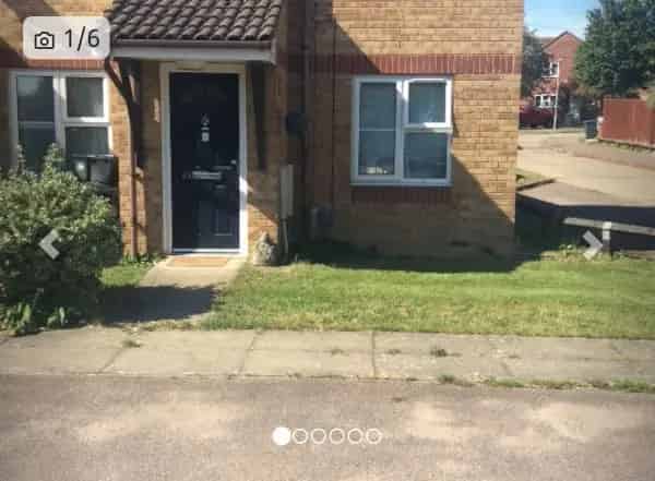One Bedroom House Near Train Station Town Centre