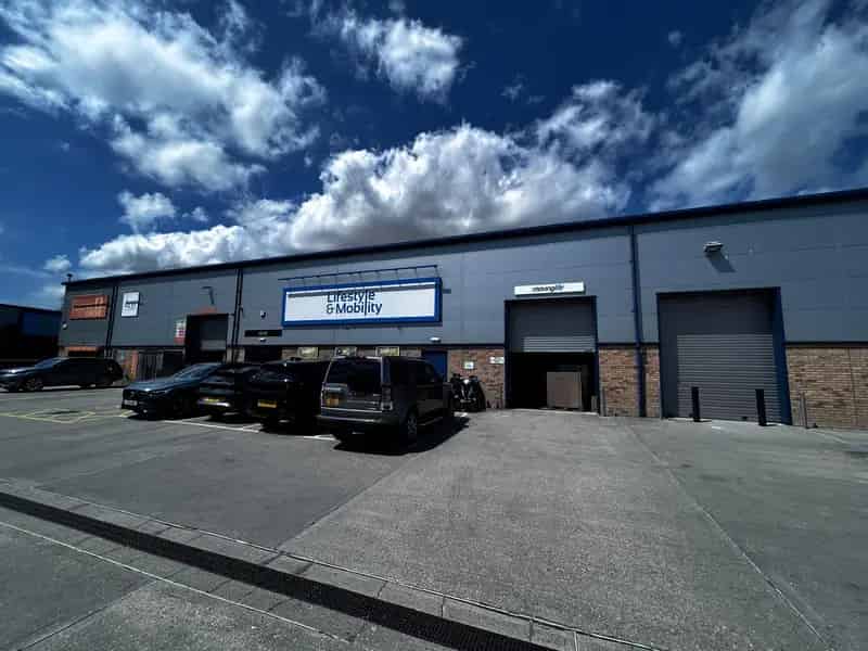 Modern Trade Counter Warehouse Unit Ramsgate 3575 sq ft
