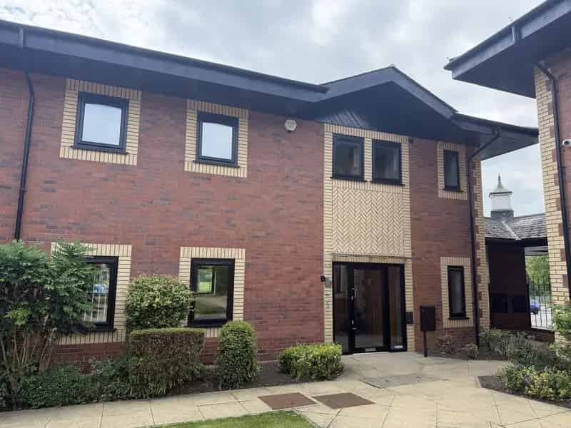 Refurbished 2-Story Office Unit Near Leeds City Centre