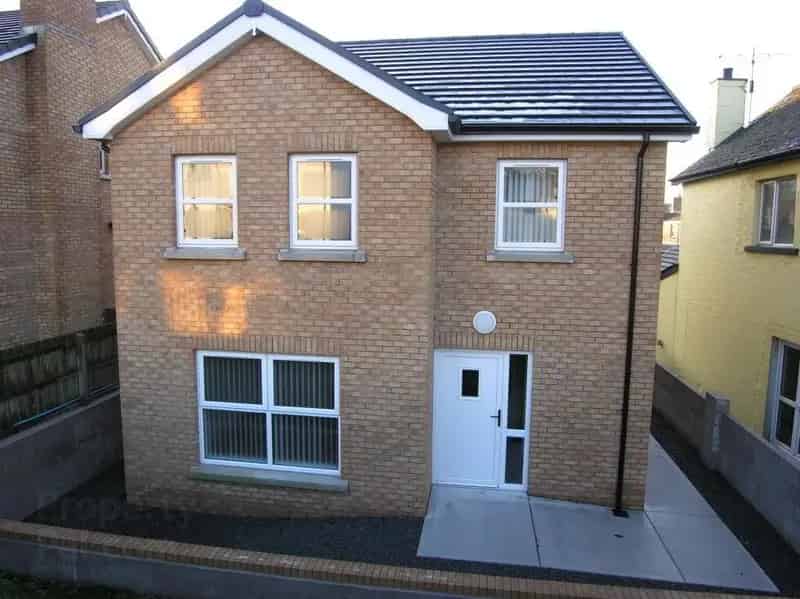 3 Bedroom Detached House Dromara Village