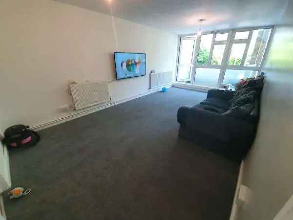 Flat For Rent in Harlow, England