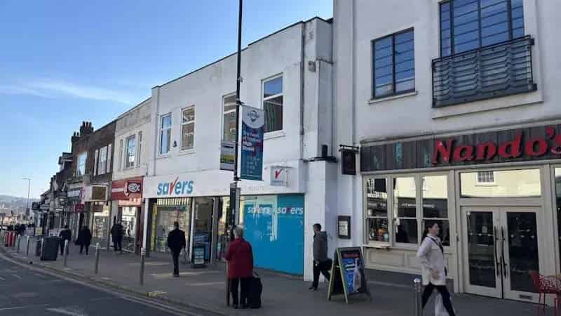 High Standard Shop Watford Town Centre EFRI Lease