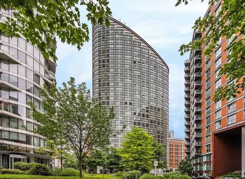 Studio Apartment Dockside Development Canary Wharf