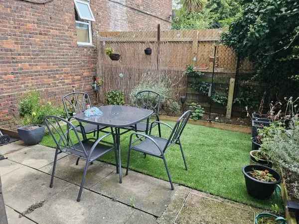 Flat For Rent in Uttlesford, England