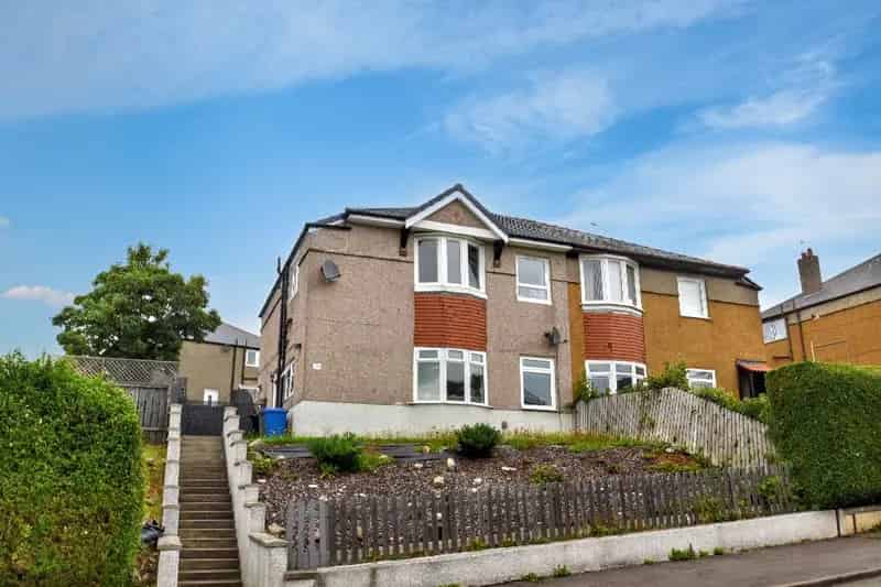 3 Bedroom Ground Floor Flat for Sale