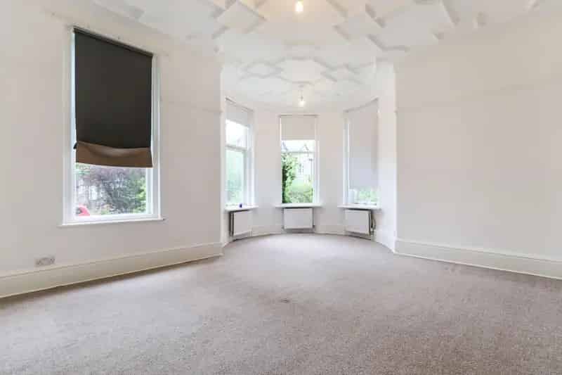 Spacious 2-Bedroom Flat to Let Harrogate