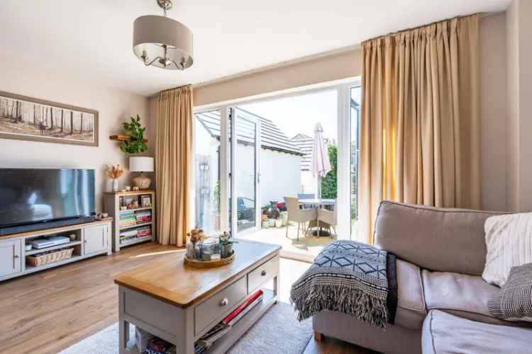 4 Bedroom Semi Detached House Frenchay BS16
