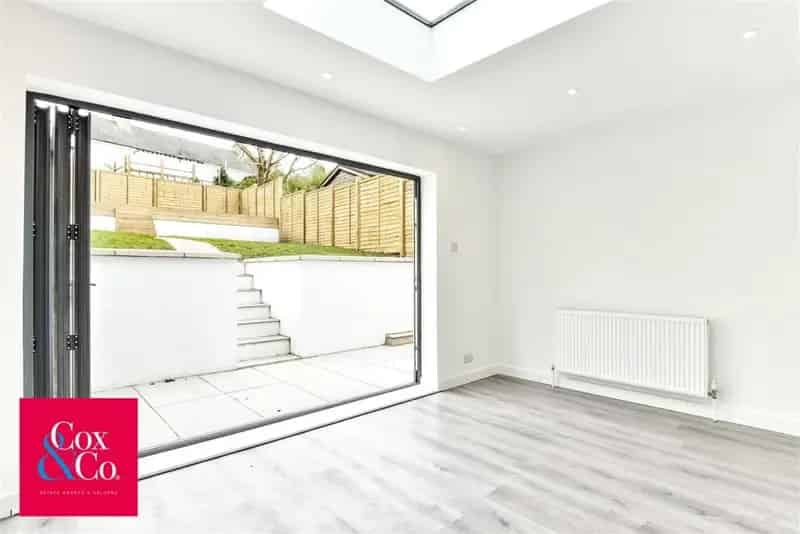 4 Bedroom House for Sale in Brighton's Medmerry Hill