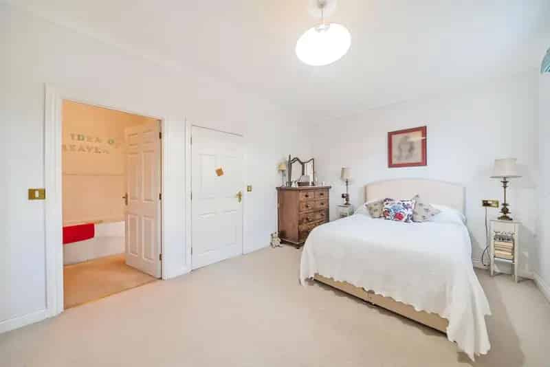Gorgeous Townhouse with Stunning Views in Prestigious Gated Development