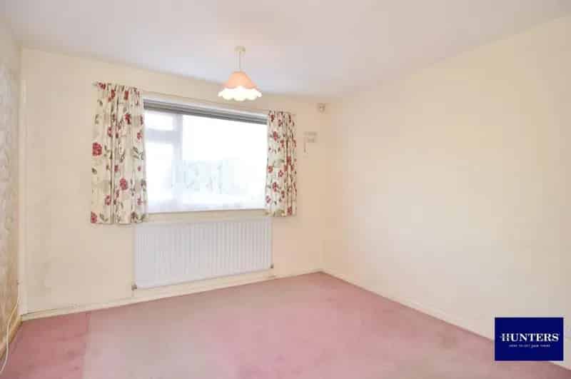 2 Bed Detached Bungalow For Sale - No Upward Chain