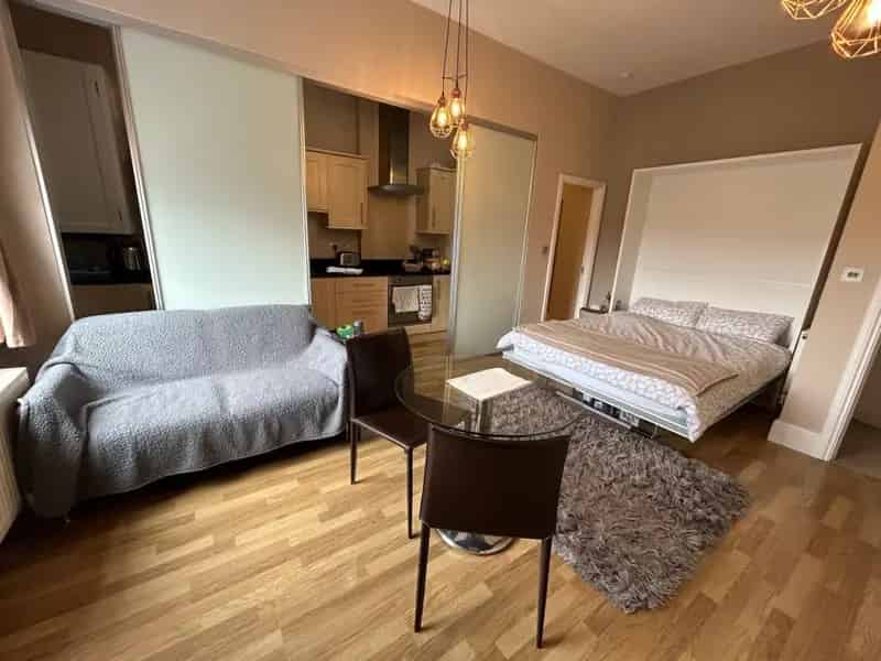 Flat For Rent , Warwick Place, Warwick, England