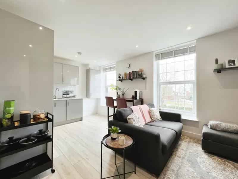 1 Bedroom Flat for Sale in Folkestone