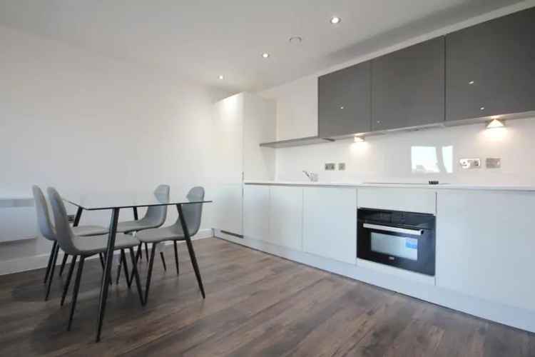 2 Bedroom Apartment to Rent in Birmingham's Jewellery Quarter