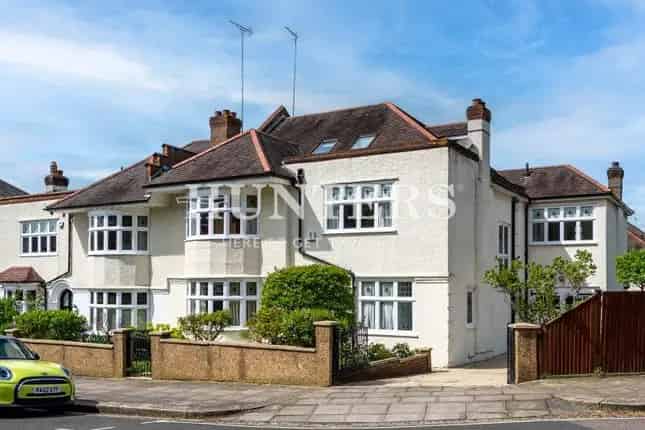 Semi Detached House West Hampstead 6 Bedrooms 3 Bathrooms Large Garden Parking