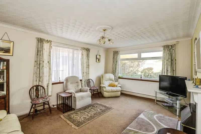 3 Bedroom Detached Bungalow Morriston Stunning Sea Views