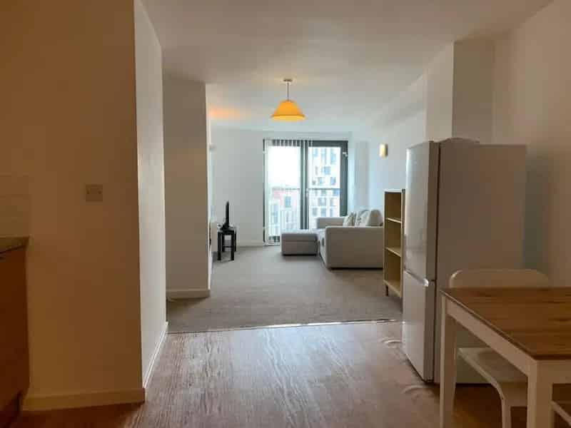 2 Bedroom Furnished Apartment Sheffield City Centre