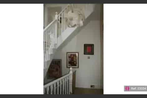 3 Bedroom Flat 73m² London Edwardian Conversion