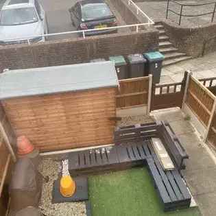 1 Room House for Female Working Traveling or Student