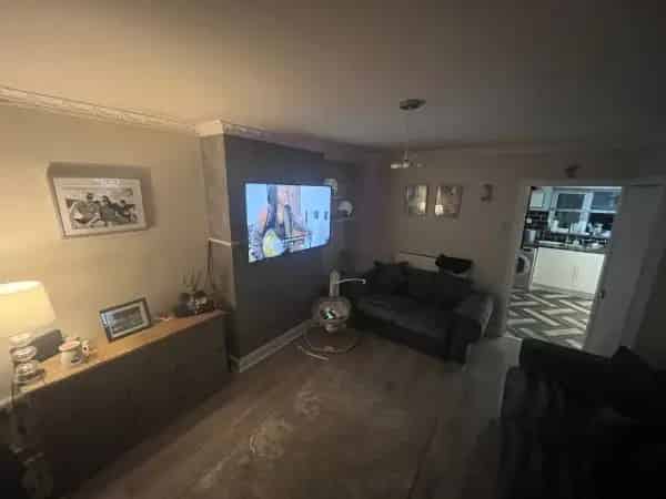 Large 2 Bedroom House