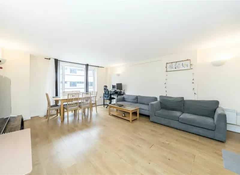 2 Bed Flat near Borough Market Chain Free