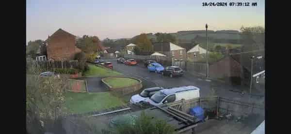 Large 2 Bed Property with Excellent Rear Access