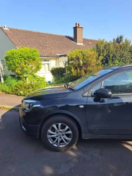 2 Bedroom Semi Detached Bungalow Big Garden Greenhouse Sheds
