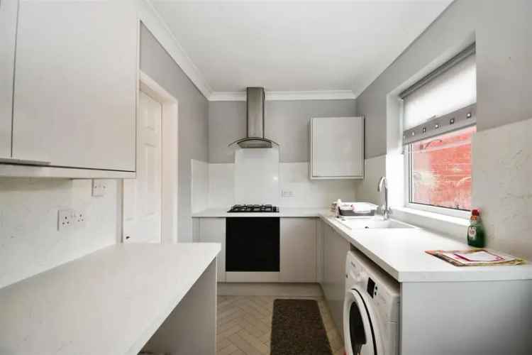 2 Bedroom Terraced House for Sale - No Onward Chain