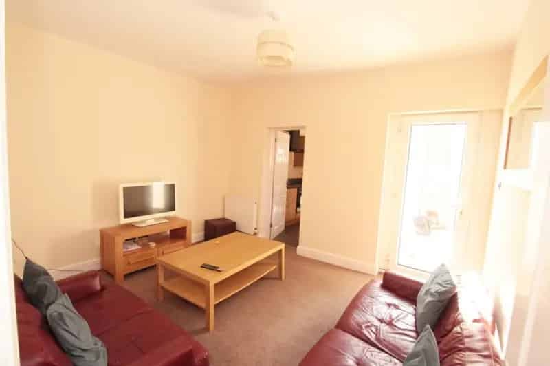 4 Bedroom House To Rent