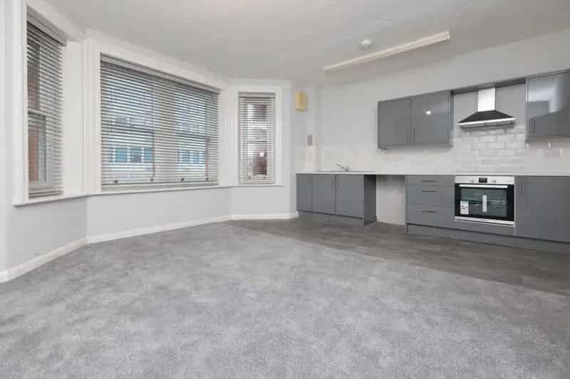 1 Bedroom Flat Recently Refurbished