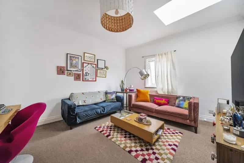 One Double Bedroom Flat Forest Hill
