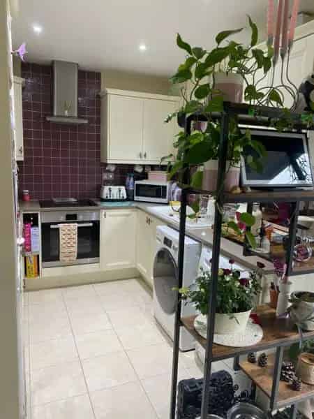 2 Bed End Terrace House River Stour View Parking Garden