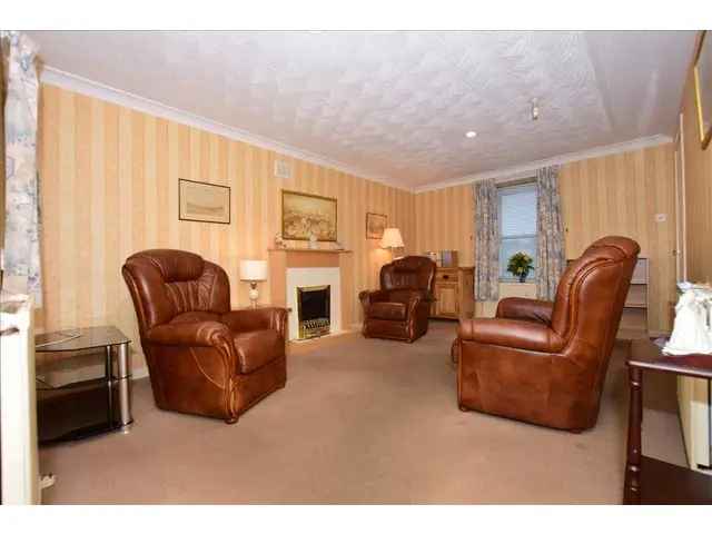 2 Bedroom Terraced House for Sale in Lanark